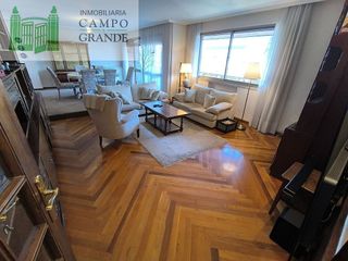 Piso en venta en Campo de la Juventud en Palencia