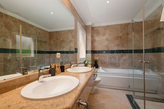 Ático en venta en Los Naranjos - Las Brisas en Marbella