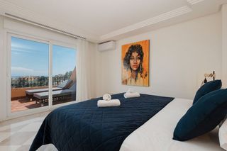 Ático en venta en Los Naranjos - Las Brisas en Marbella