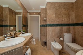 Ático en venta en Los Naranjos - Las Brisas en Marbella