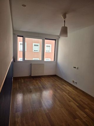 Piso en venta en Plaza España - Villa Pilar - Reyes Católicos - Vadillos en Burgos