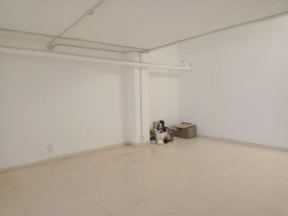 Local comercial en alquiler en Centre en Badalona