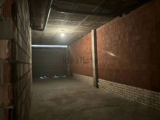 Local comercial en alquiler en Santa Clara-Caputxins-Hospital en Vic