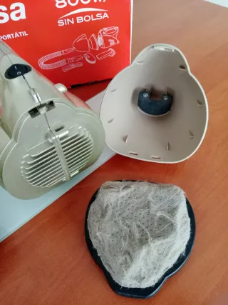 UFESA Aspirador Portátil AM4330 800W