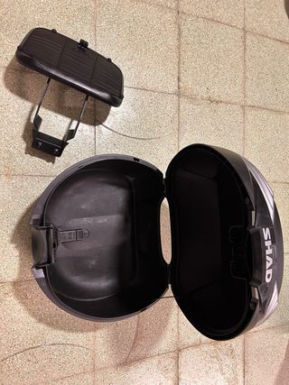 Baúl SHAD Xmax 250i con Soporte