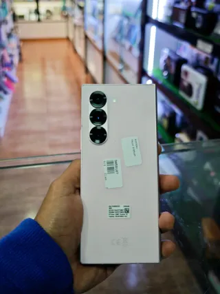 Samsung Galaxy Z Fold 6 5G PER RICAMBI (leggere la descrizione)