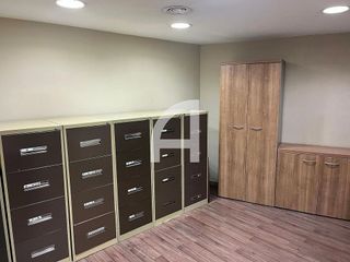 Oficina en alquiler en Ca n'Aurell en Terrassa