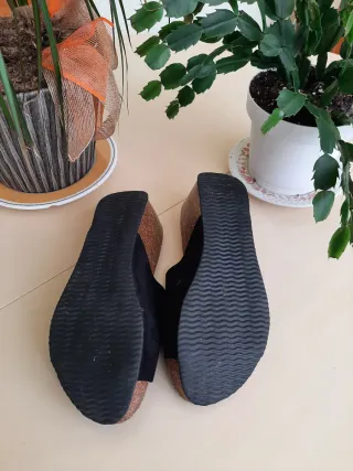 Sandalias de piel negras talla 38