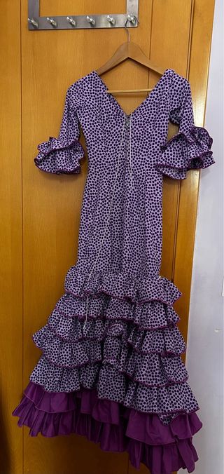 Traje de flamenca morado 11-12 años