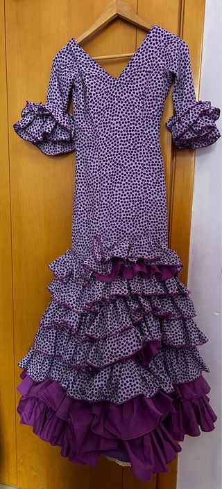 Traje de flamenca morado 11-12 años