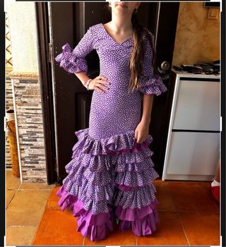 Traje de flamenca morado 11-12 años