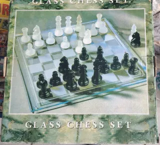 Gioco di Scacchi in Cristallo