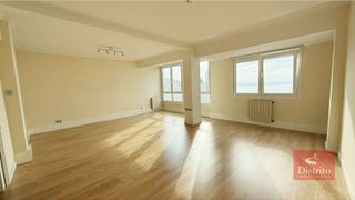 Piso en alquiler en Puerto Chico en Santander