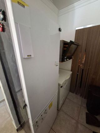 Local comercial en alquiler en L´Amistat en Valencia