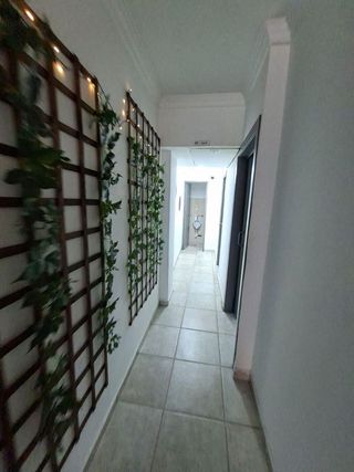 Local comercial en alquiler en L´Amistat en Valencia