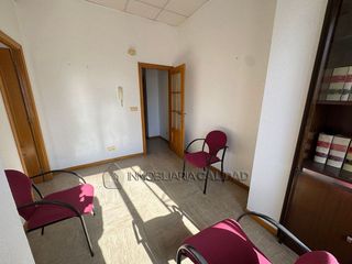 Oficina en alquiler en Plaza España - Villa Pilar - Reyes Católicos - Vadillos en Burgos