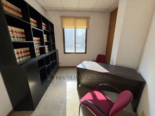 Oficina en alquiler en Plaza España - Villa Pilar - Reyes Católicos - Vadillos en Burgos