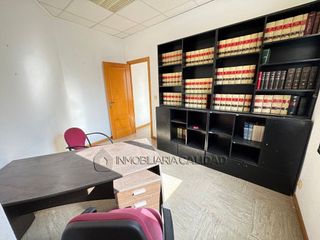 Oficina en alquiler en Plaza España - Villa Pilar - Reyes Católicos - Vadillos en Burgos