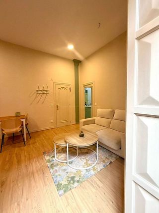 Piso en alquiler en Centro en Gijón