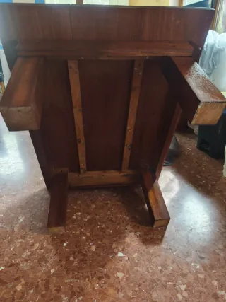 Mesa de madera maciza
