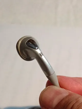 Auriculares universales - gris.