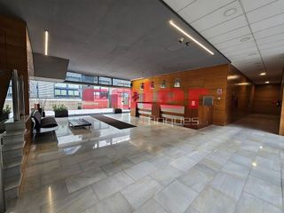 Oficina en alquiler en Coll Favà - Can Magí en Sant Cugat del Vallès