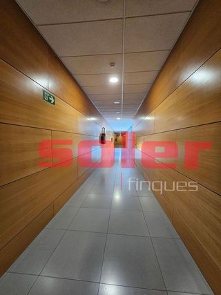 Oficina en alquiler en Coll Favà - Can Magí en Sant Cugat del Vallès