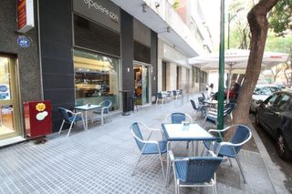 Local comercial en alquiler en Carranque - Haza Cuevas en Málaga