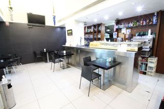 Local comercial en alquiler en Carranque - Haza Cuevas en Málaga