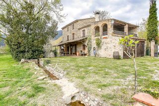 Masía en venta en Anglès