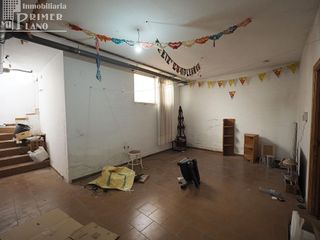 Casa adosada en venta en Tomelloso