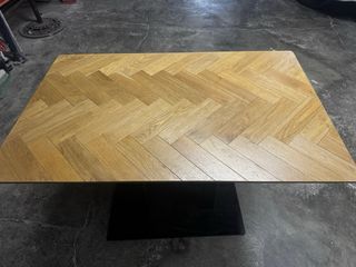 Mesa de madera maciza