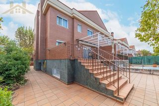 Casa pareada en venta en Casco Urbano en Villaviciosa de Odón
