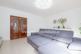 Chalet en venta en Lucena