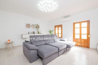 Chalet en venta en Lucena