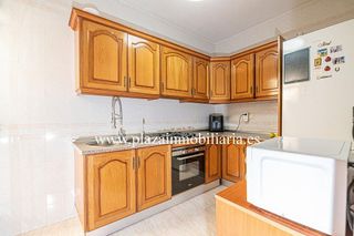 Chalet en venta en Lucena