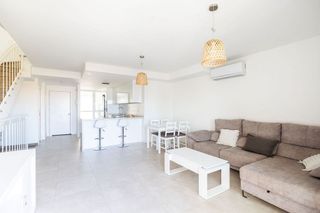 Casa adosada en venta en Torrequebrada en Benalmádena