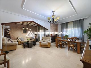 Casa adosada en venta en El Arroyo - La Fuente en Fuenlabrada