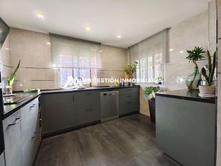 Casa adosada en venta en El Arroyo - La Fuente en Fuenlabrada