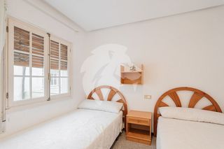 Casa adosada en venta en Bernabéu - Santa Pola Este en Santa Pola