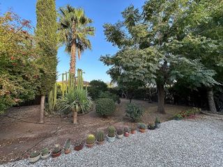 Chalet en venta en Carmona