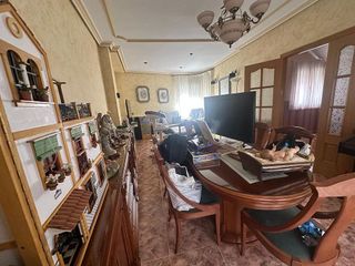 Casa pareada en venta en Tomelloso