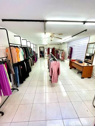 Local comercial en alquiler en Centro en Almería