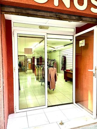 Local comercial en alquiler en Centro en Almería