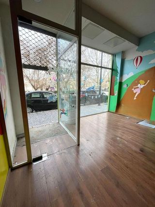 Local comercial en alquiler en Pinares de Venecia en Zaragoza