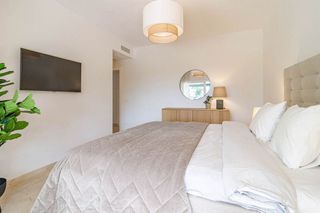 Piso en alquiler en Los Naranjos - Las Brisas en Marbella