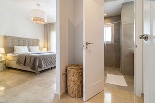 Piso en alquiler en Los Naranjos - Las Brisas en Marbella