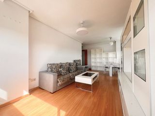 Piso en alquiler en Pueblo Nuevo en Madrid