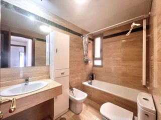 Piso en alquiler en Pueblo Nuevo en Madrid