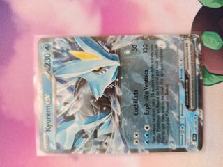 Carta Pokémon Kyurem EX